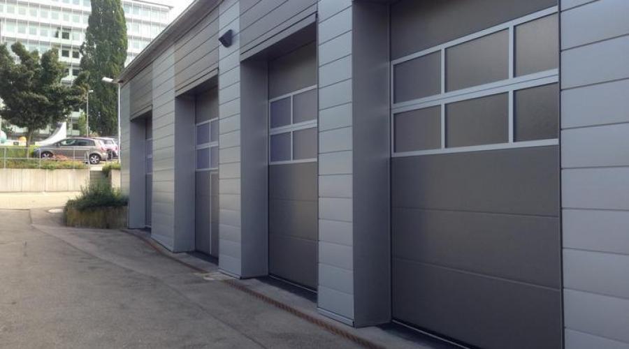 Puertas industriales / Seccionales / Diferentes versiones y modelos de guía