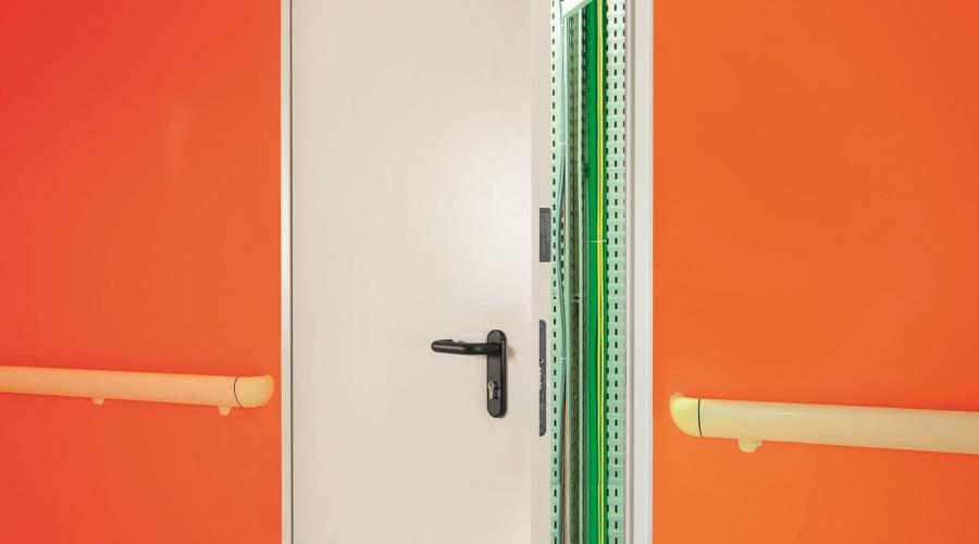 Otros modelos de puertas y automatismos / Cortafuegos y multiuso / 